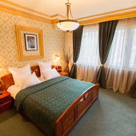Bucharest Comfort Suites Hotel Exterior foto